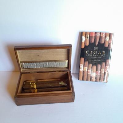 Woodsmen Wooden Cigar Humidor Box with cigar companion book