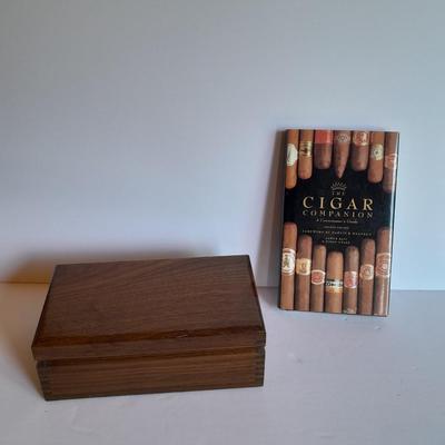 Woodsmen Wooden Cigar Humidor Box with cigar companion book
