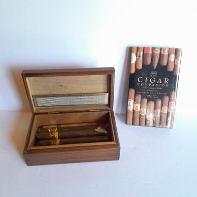 Woodsmen Wooden Cigar Humidor Box with cigar companion book
