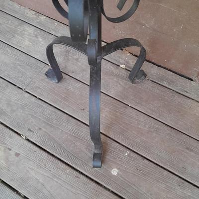 Wrought Iron Wine stand holder with ice bucket Perfect for the house or Patio!