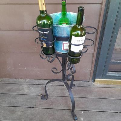 Wrought Iron Wine stand holder with ice bucket Perfect for the house or Patio!
