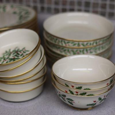 LENOX Holiday Set - (6) Soup Bowls, (6) Fruit Bowls, (3) Condiment/Candy Bowls, (27) Dinner Plates