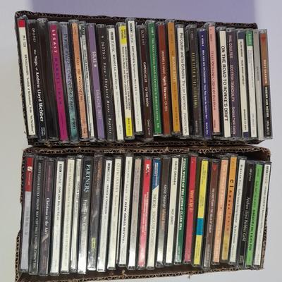 Large variety of Music on CD disks (1)