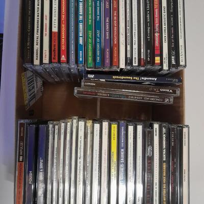 Large variety of Music on CD disks (4)