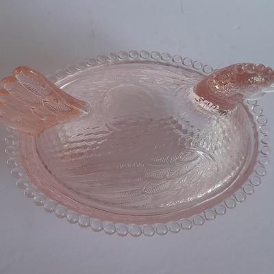 Indiana Glass Hen on Nest Chicken Pink Depression Covered Dish