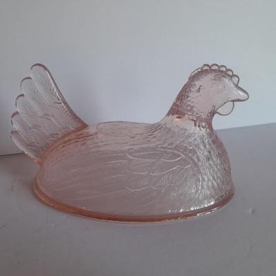Indiana Glass Hen on Nest Chicken Pink Depression Covered Dish