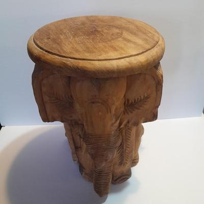 Beautiful raw wood carved small table / plant stand