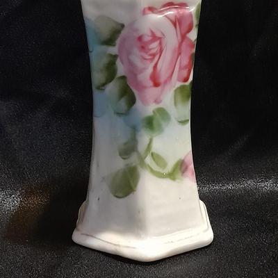 George and Martha Washington Salt and Pepper Shakers with porcelain hat pin holder and RW Bavaria small dish