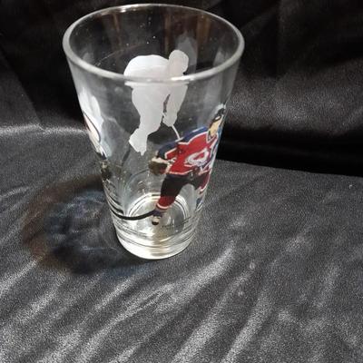 Colorado Avalanche Memorabilia bears, Mugs, and magazines