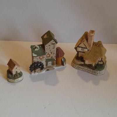 David Winter The cat pipe Inn and RETIRED Department 56 "Dickens' Village Mill