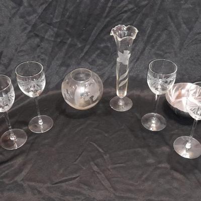 Etched glass Daffodil case and ball vase with etched stemware