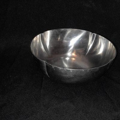 Etched glass Daffodil case and ball vase with etched stemware