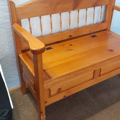 Solid pine bench seat with hinged seat storage