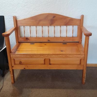 Solid pine bench seat with hinged seat storage