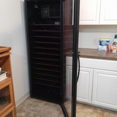 Working The vintage keeper Wine Cellar / cooler with operation manual