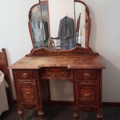 Antique wooden vanity with bench and mirror