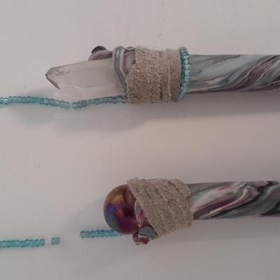 Healing stones, rose quartz, satin spar / selenite and Circle of stones Woman's journey to herself and more