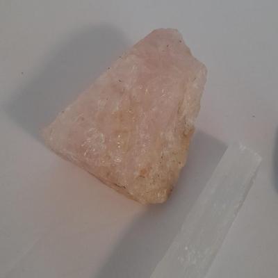 Healing stones, rose quartz, satin spar / selenite and Circle of stones Woman's journey to herself and more