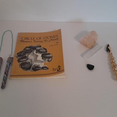 Healing stones, rose quartz, satin spar / selenite and Circle of stones Woman's journey to herself and more