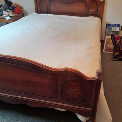 Antique bed Queen sized
