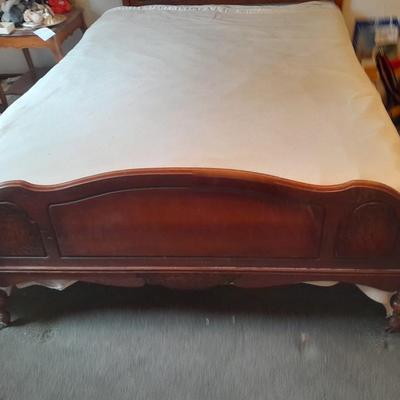 Antique bed Queen sized