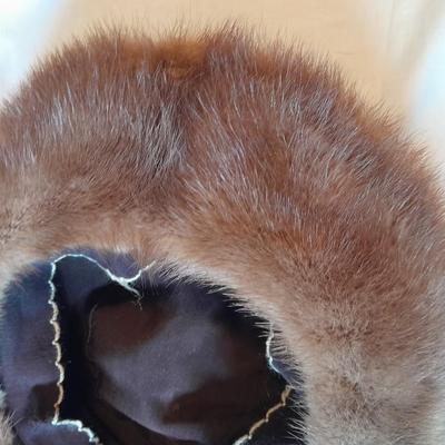 Antique fur ladies' hat