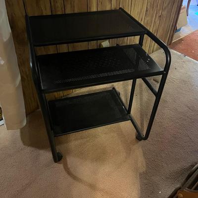 Rolling Metal Desk (O-MG)