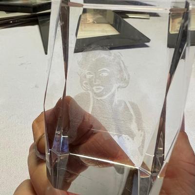 Marilyn Monroe - Large Assortment of Photographs Both Framed & Sealed (M-RG)