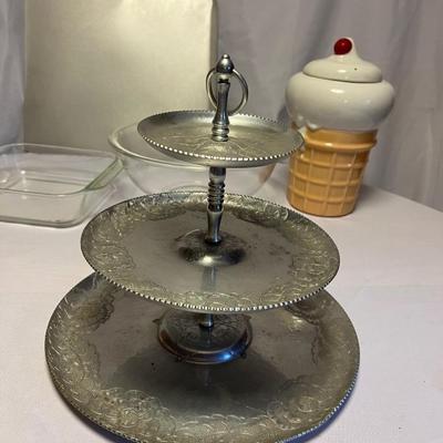 Pyrex, Corning Ware & More Baking Dishes, Pans, Etc (M-RG)