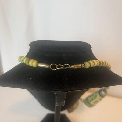 Stone & Quartz Carved Items (LR-MG)