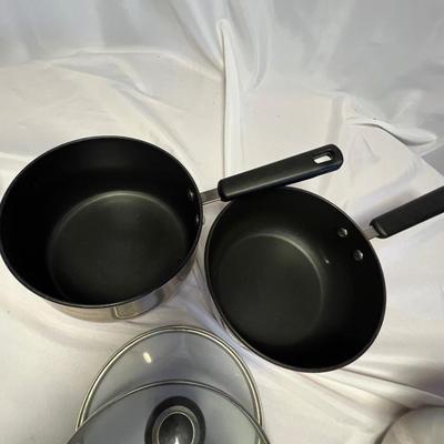 Cast Iron Skillets, Corning Ware & More (K-RG)