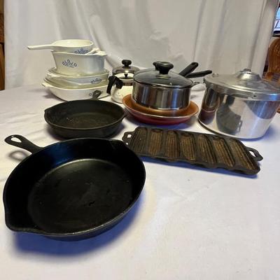 Cast Iron Skillets, Corning Ware & More (K-RG)