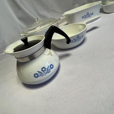 Cast Iron Skillets, Corning Ware & More (K-RG)
