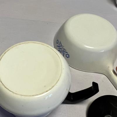 Cast Iron Skillets, Corning Ware & More (K-RG)