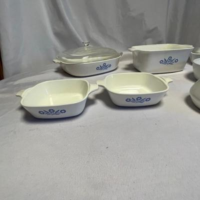 Cast Iron Skillets, Corning Ware & More (K-RG)