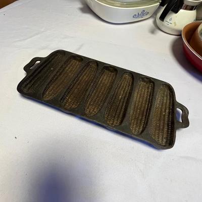 Cast Iron Skillets, Corning Ware & More (K-RG)