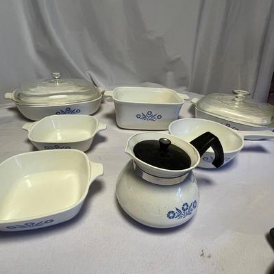 Cast Iron Skillets, Corning Ware & More (K-RG)