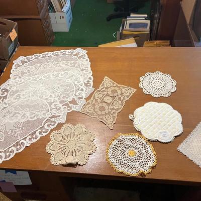 Vintage Table Linens & More (O-RG)