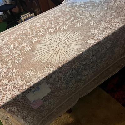 Vintage Table Linens & More (O-RG)