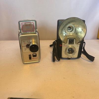 Vintage Kodak & Polaroid Cameras (LR-MG)