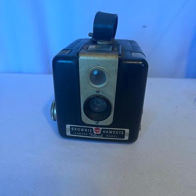 Vintage Kodak & Polaroid Cameras (LR-MG)