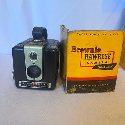 Vintage Kodak & Polaroid Cameras (LR-MG)