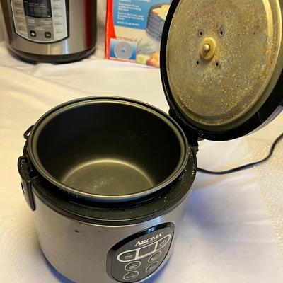 Pressure Cooker, Electric Food Dehydrator, Rice Cooker & More (DR-RG)