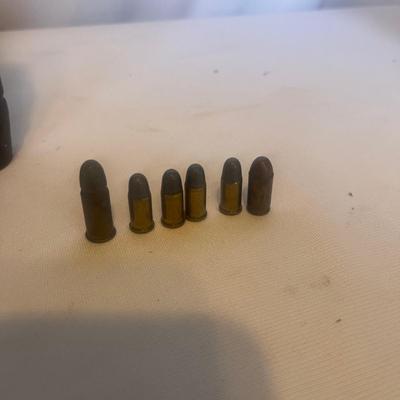 Leather Holster, Ammo & Shells (O-MG)