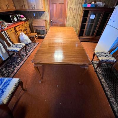 Rococo Style Expandable Wooden Dining Table (K-RG)