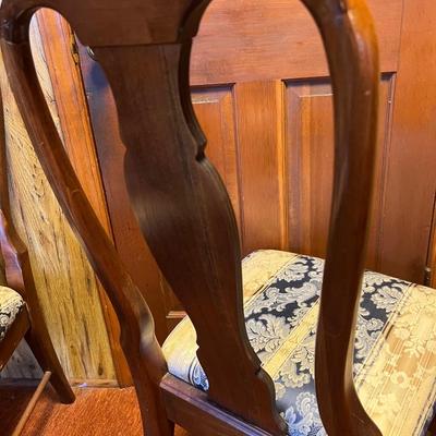 Six Matching Dining Chairs W/Upholstered Seats (K-RG)