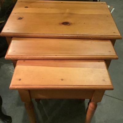 3-Knotted pine nesting tables 22â€H 24â€ x 16â€