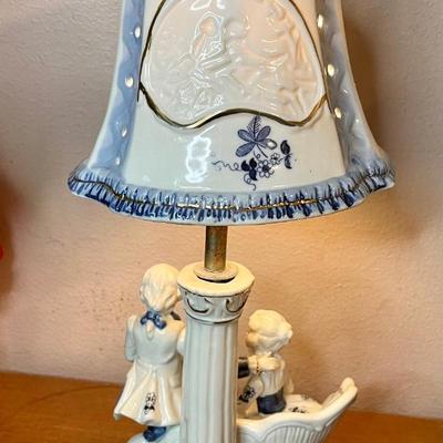 1920â€™s Victorian porcelain lamp