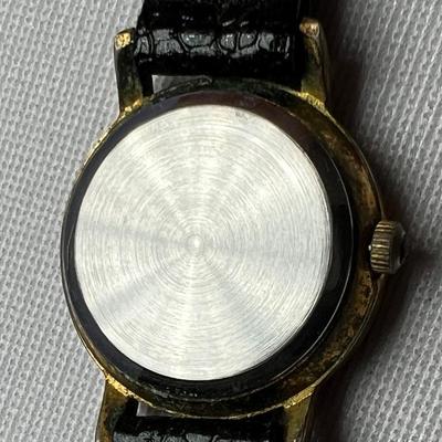 Gucci, Buler, Timex & More - Ten Ladies Watches (K-RG)