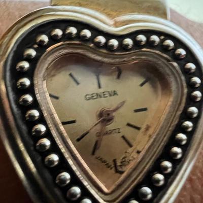 Gucci, Buler, Timex & More - Ten Ladies Watches (K-RG)